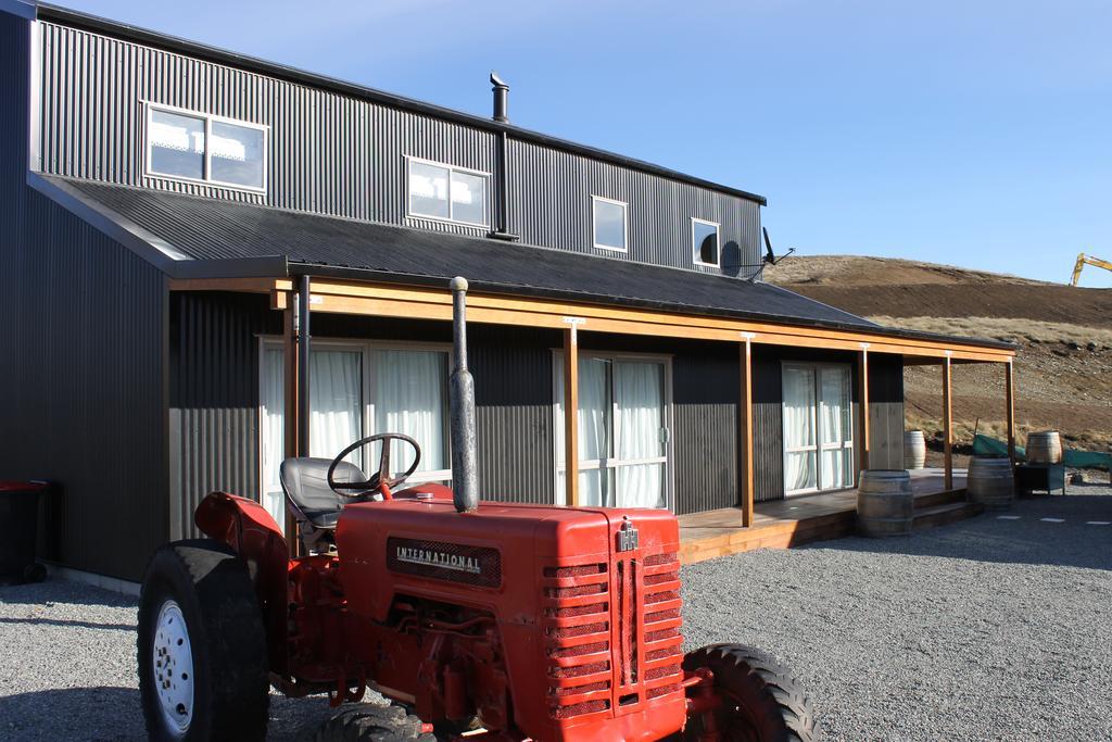 Tractor Shed Villa Lake Tekapo Exterior photo